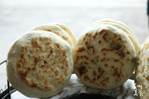 丽水街制作体验特色产品:永嘉麦饼