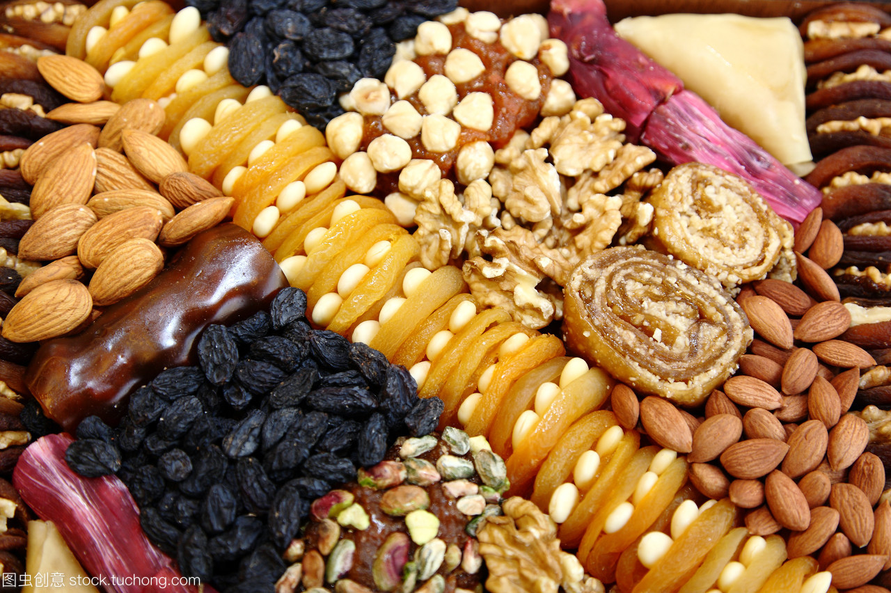 土耳其伊斯坦布尔的特色美食 异国情调的杏与杏仁佳肴